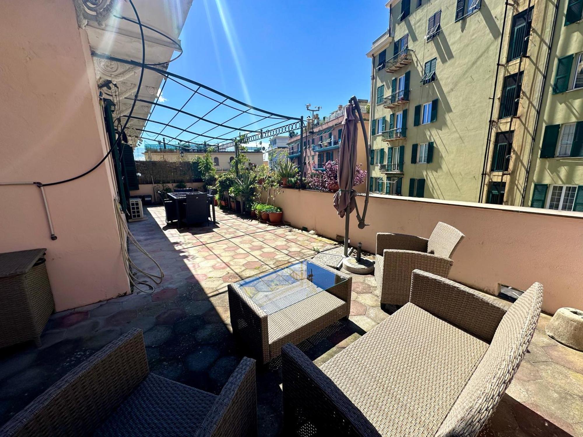Sole, Terrazza, Centro Citta E Wi-Fi Veloce! Lejlighed Genova Eksteriør billede